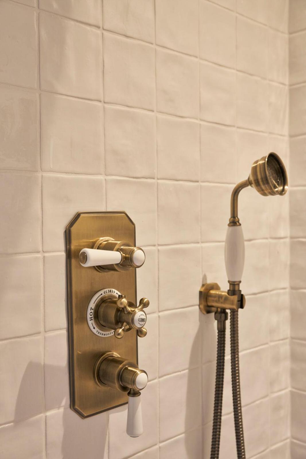 Les Penates Bordelaises - Maison D'Hotes - Guesthouse Bordeaux Room photo